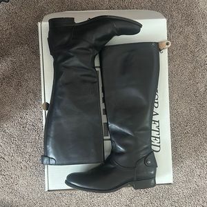 Frye Melissa Button Back Boots 7.5